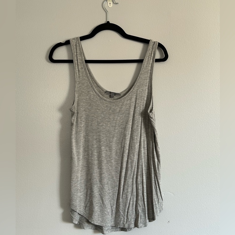 Scoop tank top